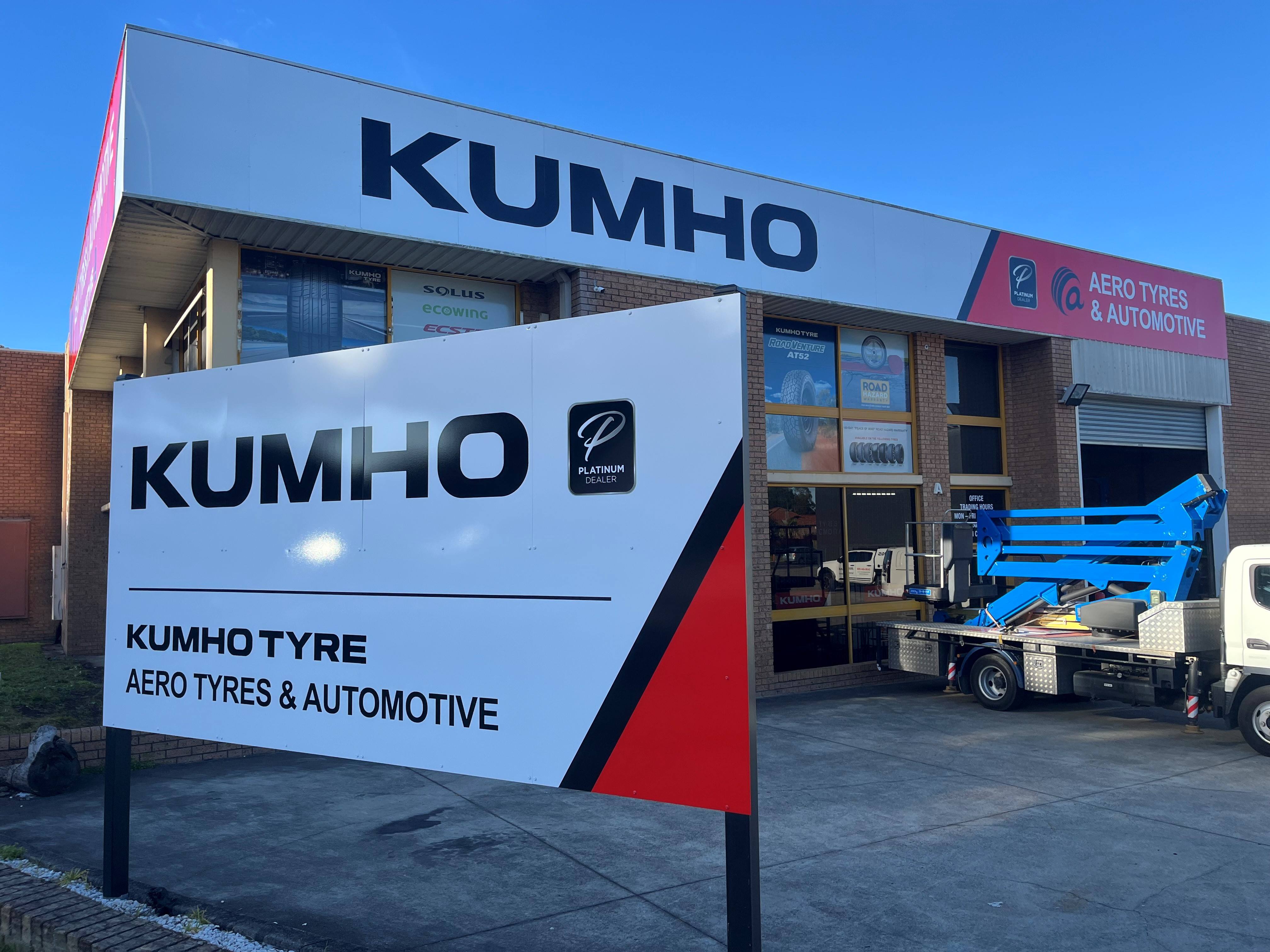 Aero Tyres